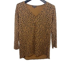 Dear John leopard Henley top small d